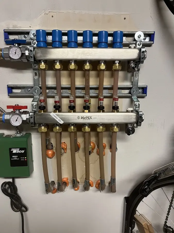 Plumber performing Leak Detection at a residential property in Armona